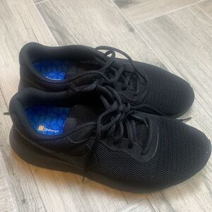 Nike Kids Ankle-High Mesh Running Sneakers Shoe Tanjun Black Size 7Y